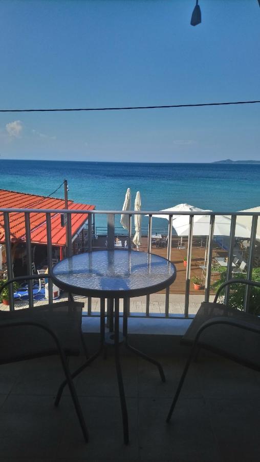 Diolkos Apartement Nea Roda Zewnętrze zdjęcie