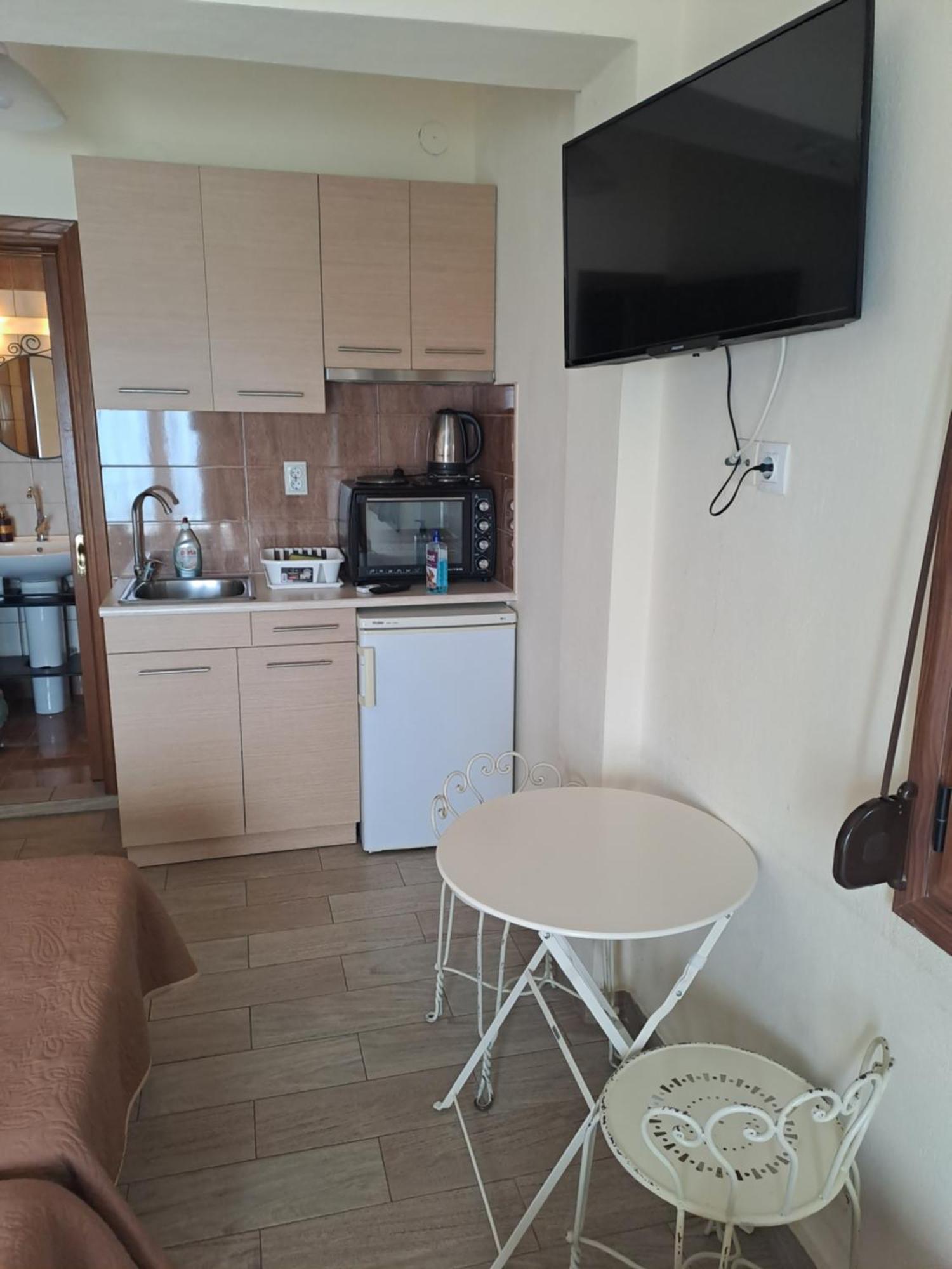 Diolkos Apartement Nea Roda Zewnętrze zdjęcie