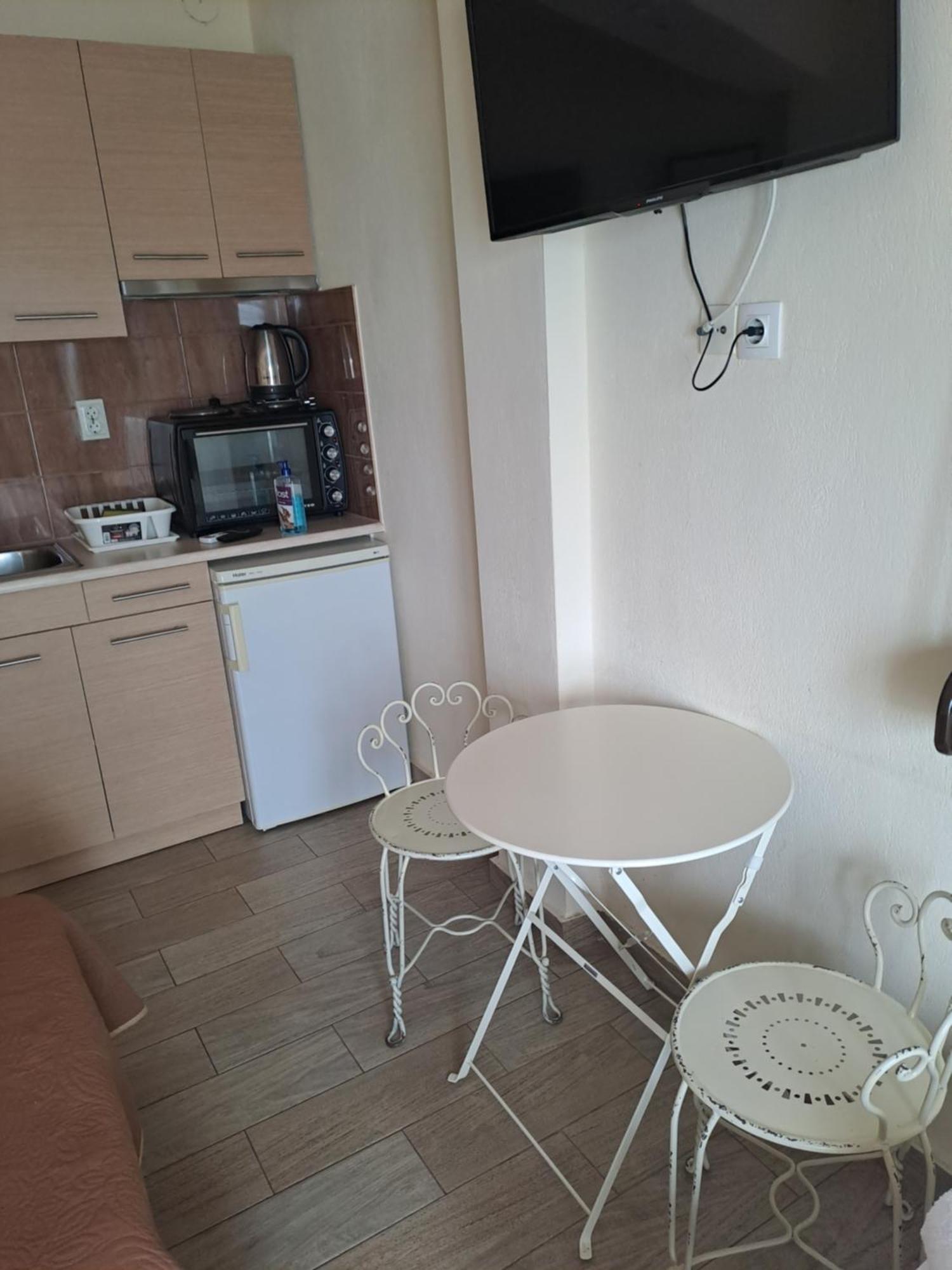 Diolkos Apartement Nea Roda Zewnętrze zdjęcie