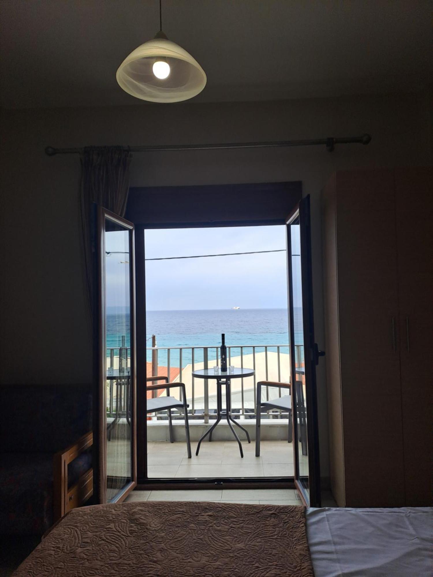 Diolkos Apartement Nea Roda Zewnętrze zdjęcie