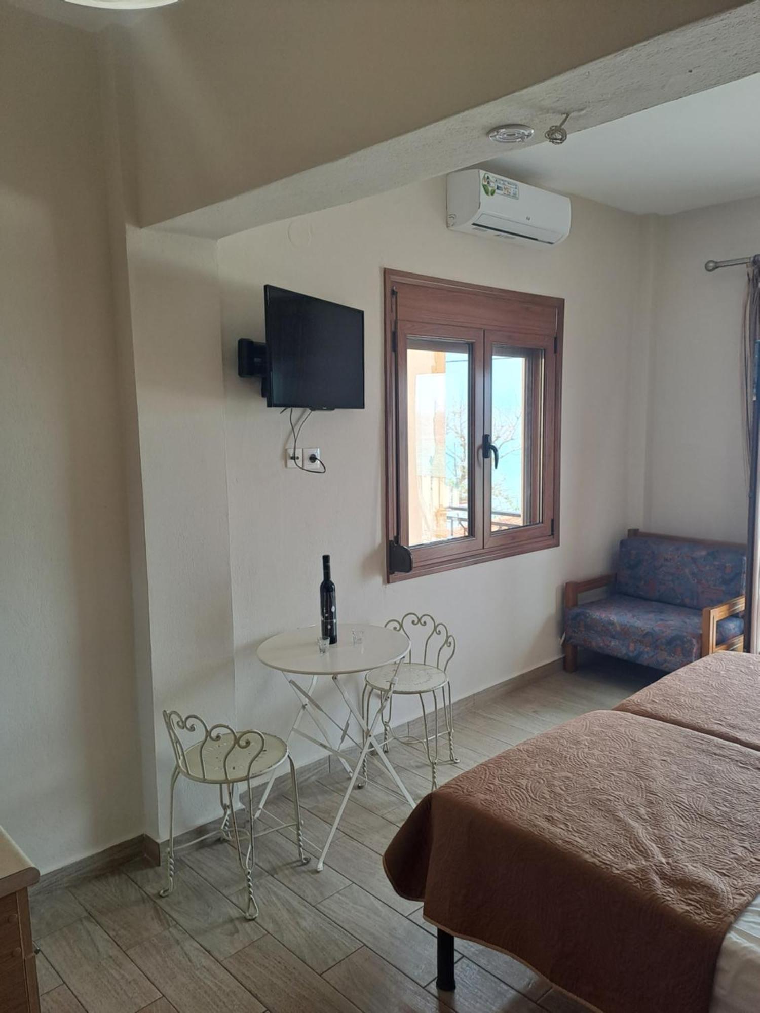 Diolkos Apartement Nea Roda Pokój zdjęcie