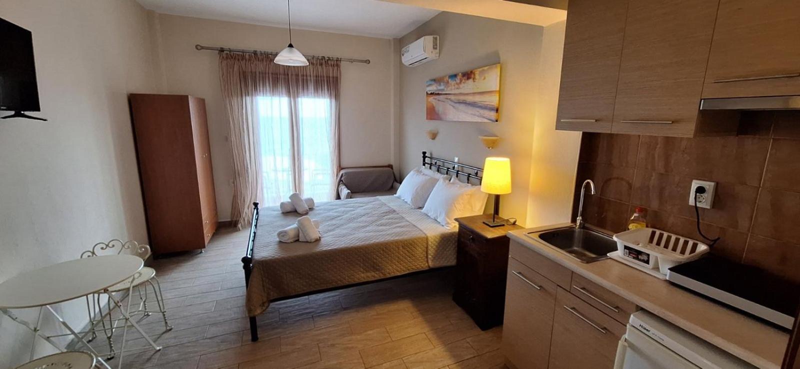 Diolkos Apartement Nea Roda Pokój zdjęcie