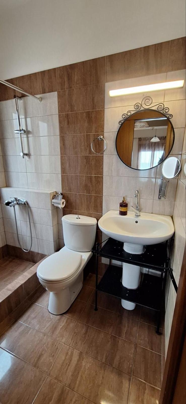 Diolkos Apartement Nea Roda Pokój zdjęcie